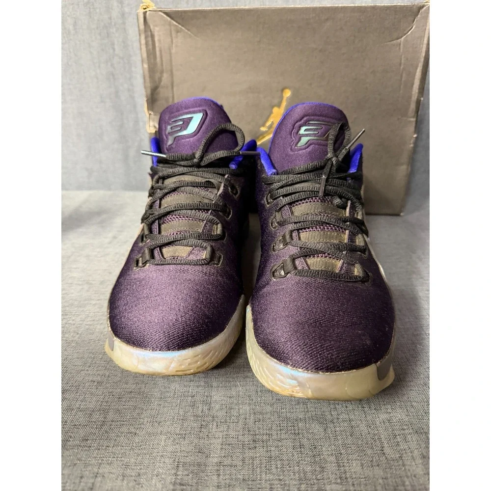 Jordan CP3 10-Purple Dynasty/Metallic Silver-Size 9.5 854294-505